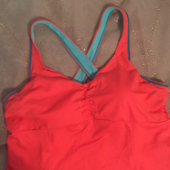 Camisole with built-in bra NWOT - Picture 4 of 7